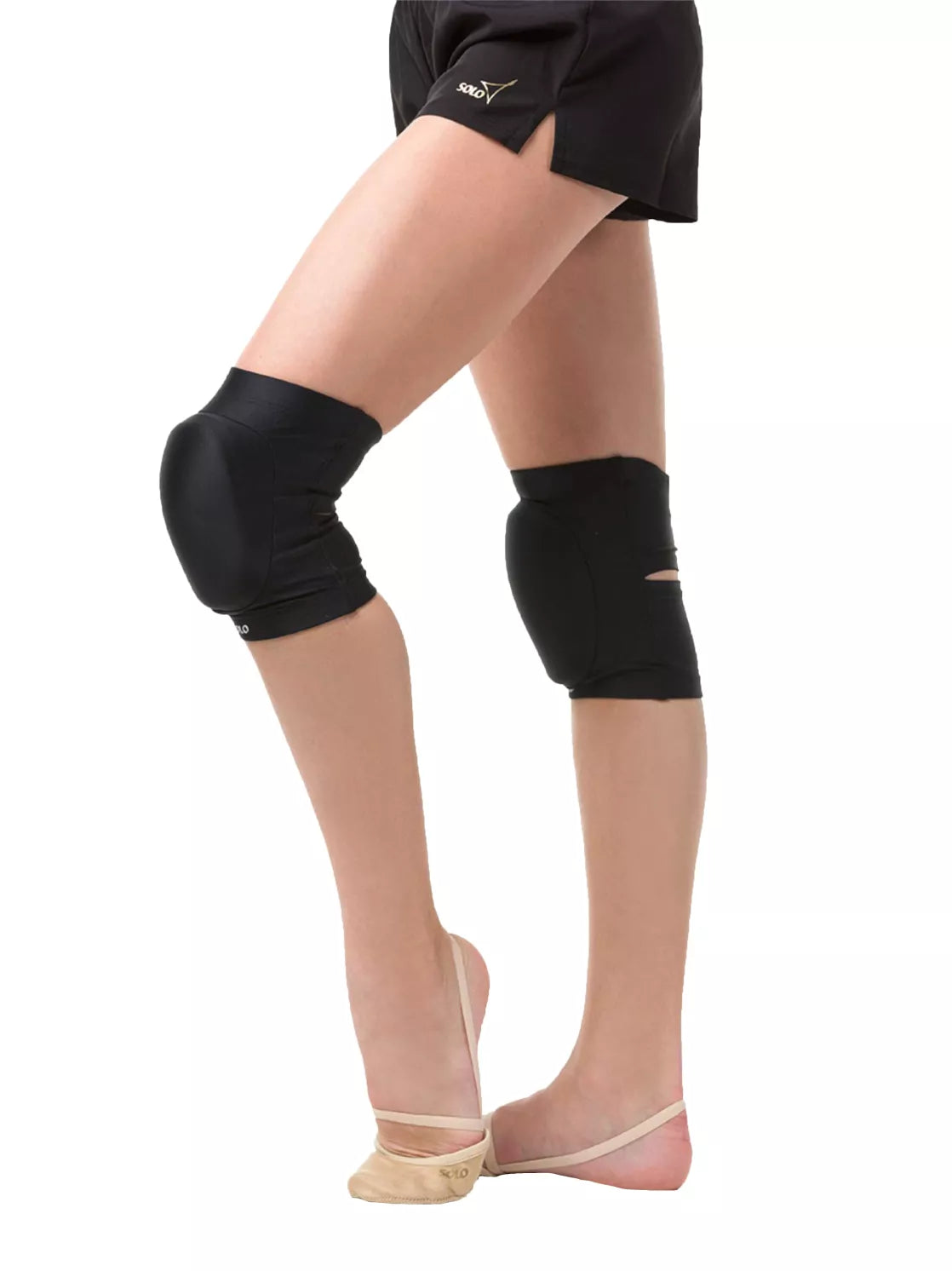 Black molded knee pads SOLO - NK1.80